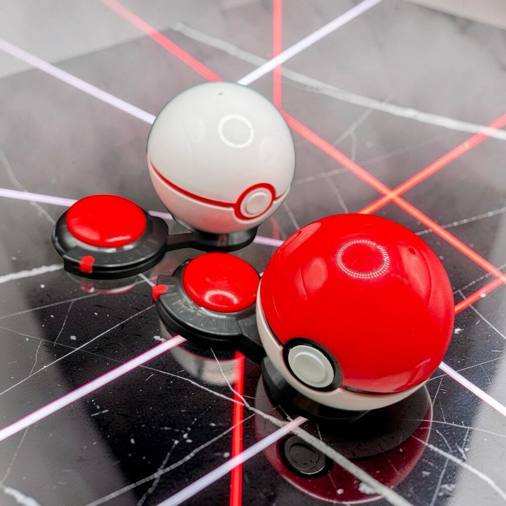 2021 Pokemon Surprise Attack Poke Ball Battle Game PokeBall Set A74